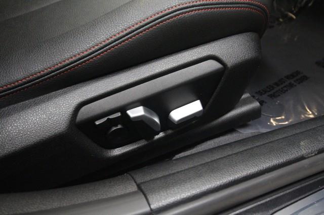 Used BMW 3 Series 330 xDrive w/ Navi & rearCam 2018 | Car Revolution. Maple Shade, New Jersey Used BMW 3 Series 330 xDrive w/ Navi & rearCam 2018 | Car Revolution. Maple Shade, New Jersey