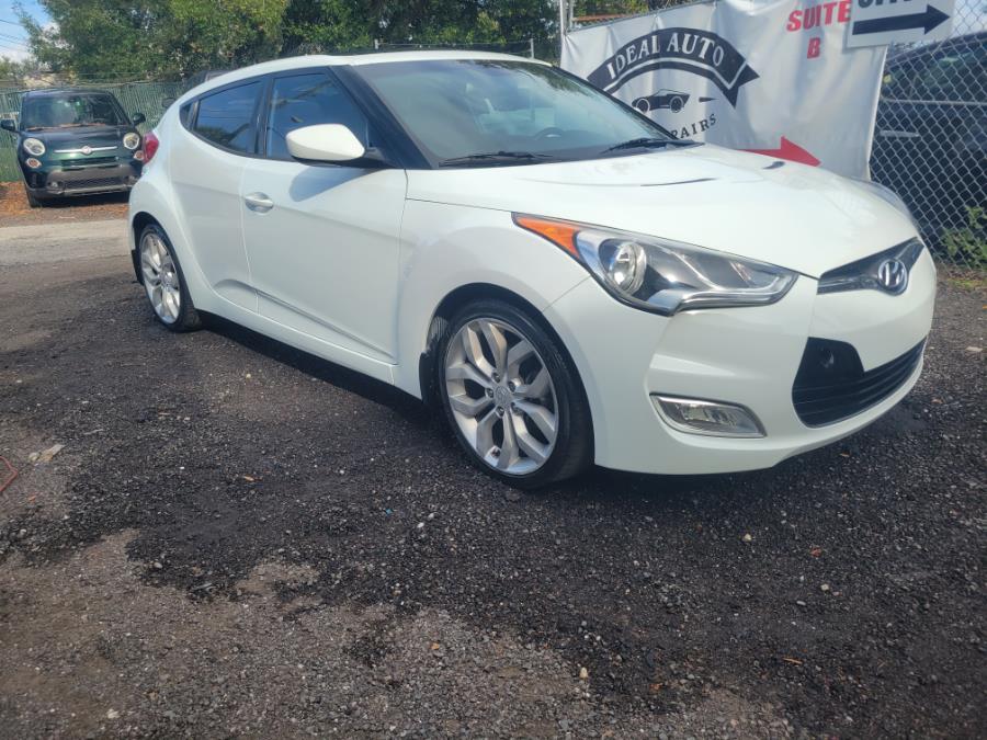 Used Hyundai Veloster 3dr Cpe Auto w/Gray Int 2013 | Ideal Auto Sales. Orlando, Florida Used Hyundai Veloster 3dr Cpe Auto w/Gray Int 2013 | Ideal Auto Sales. Orlando, Florida