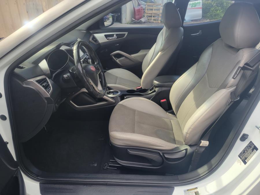Used Hyundai Veloster 3dr Cpe Auto w/Gray Int 2013 | Ideal Auto Sales. Orlando, Florida Used Hyundai Veloster 3dr Cpe Auto w/Gray Int 2013 | Ideal Auto Sales. Orlando, Florida