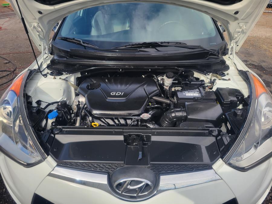 Used Hyundai Veloster 3dr Cpe Auto w/Gray Int 2013 | Ideal Auto Sales. Orlando, Florida Used Hyundai Veloster 3dr Cpe Auto w/Gray Int 2013 | Ideal Auto Sales. Orlando, Florida
