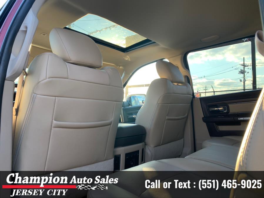 Used Ram 1500 Laramie 4x4 Crew Cab 5''7" Box 2017 | Champion Auto Sales of JC. Jersey City, New Jersey Used Ram 1500 Laramie 4x4 Crew Cab 5''7" Box 2017 | Champion Auto Sales of JC. Jersey City, New Jersey