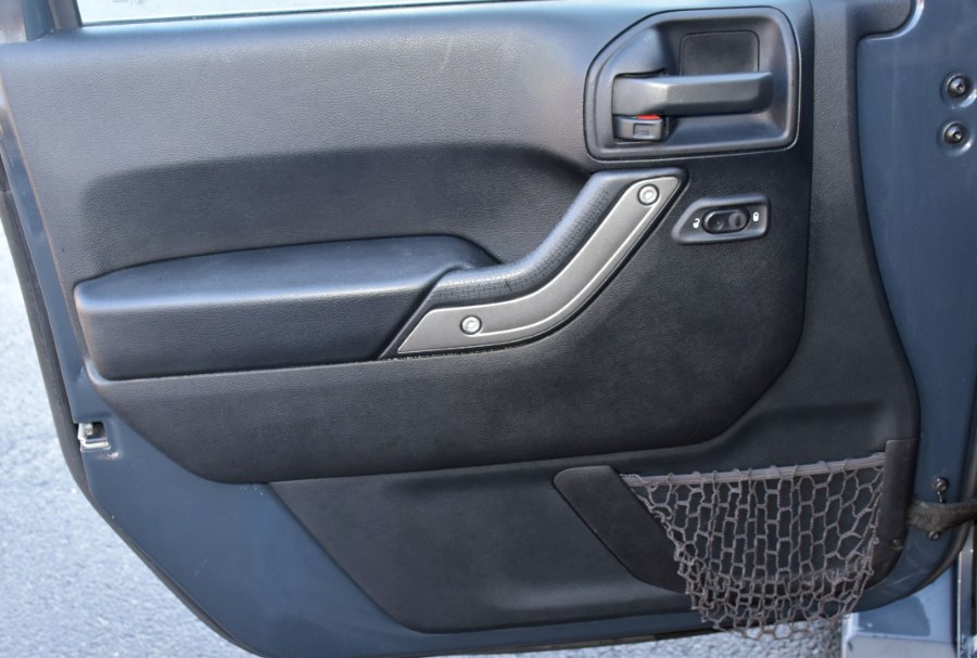 2016 Jeep Wrangler Unlimited 4WD 4dr Sport, available for sale in Waterbury, Connecticut | Highline Car Connection. Waterbury, Connecticut 2016 Jeep Wrangler Unlimited 4WD 4dr Sport, available for sale in Waterbury, Connecticut | Highline Car Connection. Waterbury, Connecticut