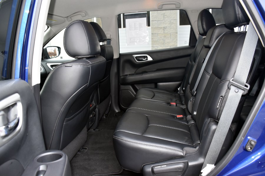 Used Nissan Pathfinder 4x4 SL 2019 | Highline Car Connection. Waterbury, Connecticut Used Nissan Pathfinder 4x4 SL 2019 | Highline Car Connection. Waterbury, Connecticut