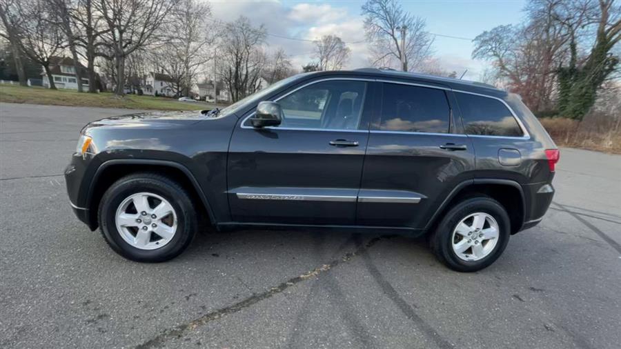 Used Jeep Grand Cherokee 4WD 4dr Laredo 2011 | Wiz Leasing Inc. Stratford, Connecticut Used Jeep Grand Cherokee 4WD 4dr Laredo 2011 | Wiz Leasing Inc. Stratford, Connecticut