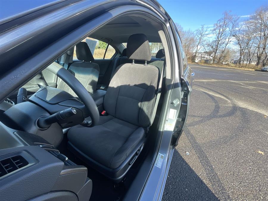 Used Honda Accord Sdn 4dr I4 CVT EX 2013 | Wiz Leasing Inc. Stratford, Connecticut Used Honda Accord Sdn 4dr I4 CVT EX 2013 | Wiz Leasing Inc. Stratford, Connecticut
