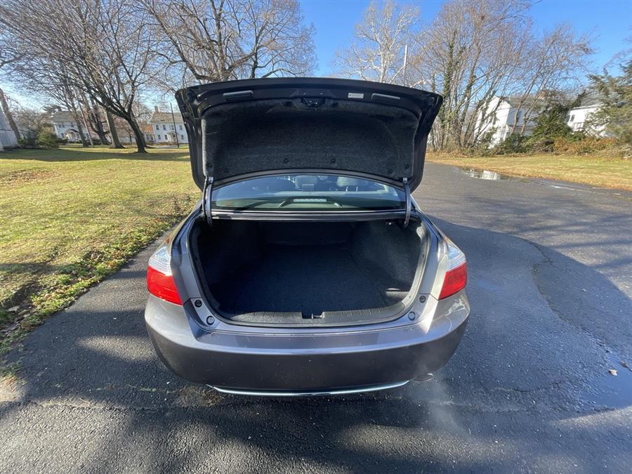 Used Honda Accord Sdn 4dr I4 CVT EX 2013 | Wiz Leasing Inc. Stratford, Connecticut Used Honda Accord Sdn 4dr I4 CVT EX 2013 | Wiz Leasing Inc. Stratford, Connecticut