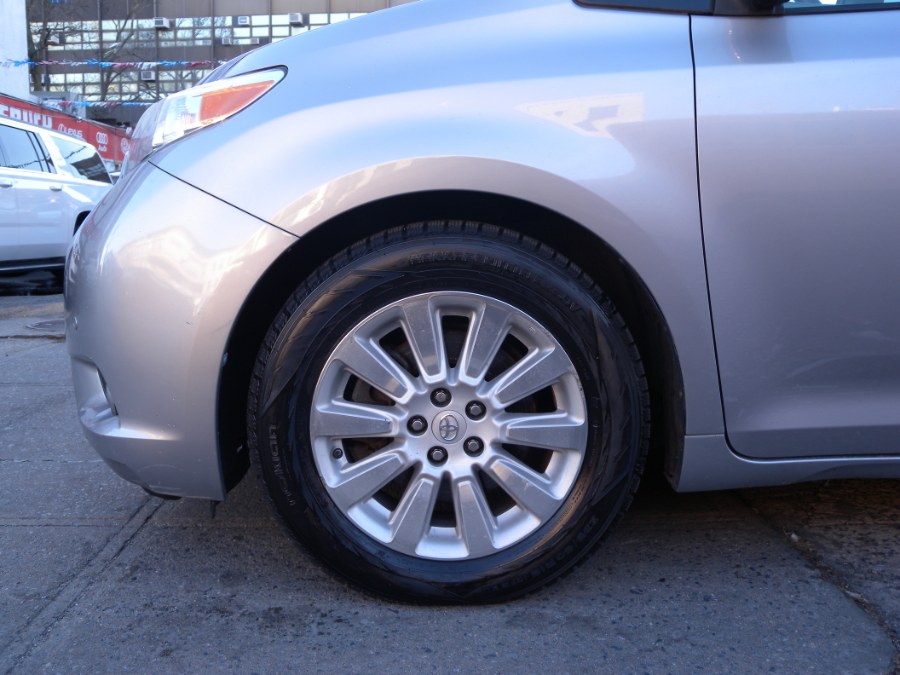 Used Toyota Sienna 5dr 7-Pass Van V6 Ltd AWD (Natl) 2013 | Carsbuck Inc.. Brooklyn, New York Used Toyota Sienna 5dr 7-Pass Van V6 Ltd AWD (Natl) 2013 | Carsbuck Inc.. Brooklyn, New York