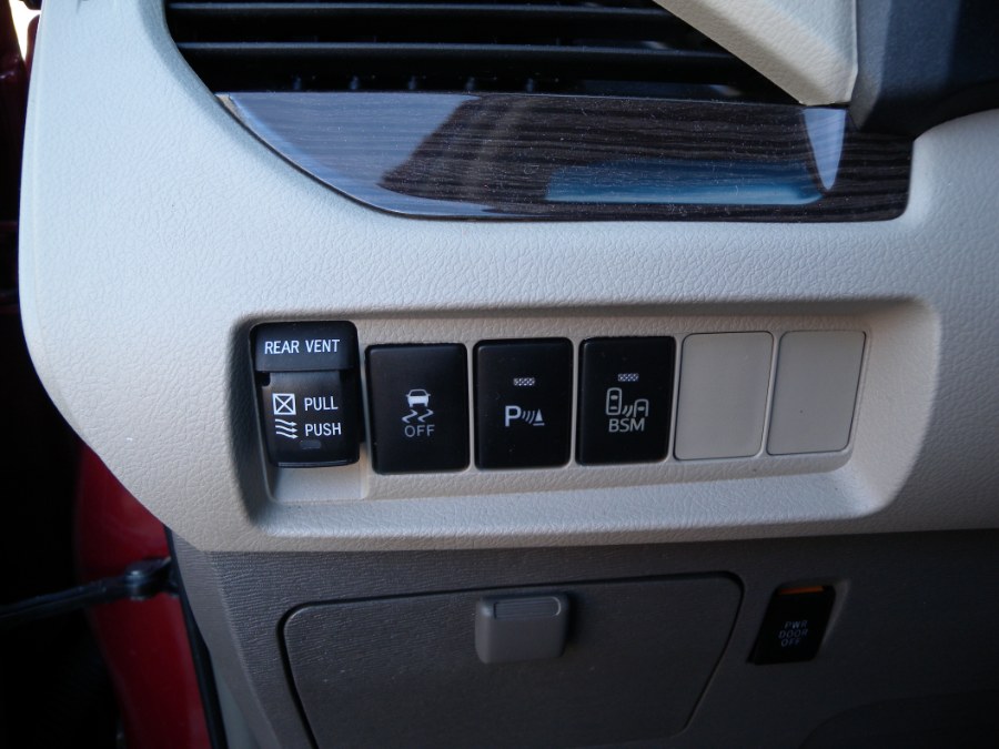 2015 Toyota Sienna 5dr 8-Pass Van XLE Premium FWD (Natl), available for sale in Brooklyn, New York | Carsbuck Inc.. Brooklyn, New York 2015 Toyota Sienna 5dr 8-Pass Van XLE Premium FWD (Natl), available for sale in Brooklyn, New York | Carsbuck Inc.. Brooklyn, New York