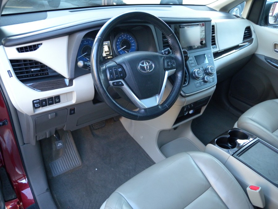 2015 Toyota Sienna 5dr 8-Pass Van XLE Premium FWD (Natl), available for sale in Brooklyn, New York | Carsbuck Inc.. Brooklyn, New York 2015 Toyota Sienna 5dr 8-Pass Van XLE Premium FWD (Natl), available for sale in Brooklyn, New York | Carsbuck Inc.. Brooklyn, New York