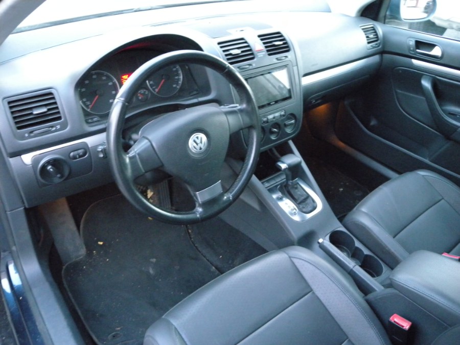 2009 Volkswagen Jetta Sedan 4dr Auto SEL PZEV, available for sale in Brooklyn, New York | Carsbuck Inc.. Brooklyn, New York 2009 Volkswagen Jetta Sedan 4dr Auto SEL PZEV, available for sale in Brooklyn, New York | Carsbuck Inc.. Brooklyn, New York