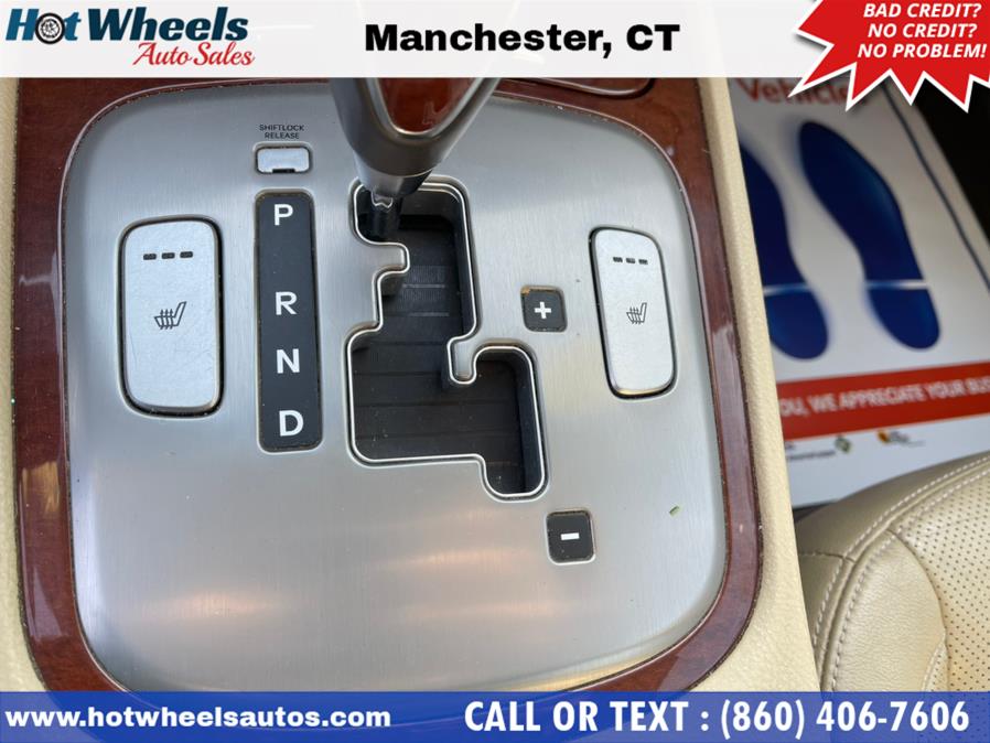 Used Hyundai Genesis 4dr Sdn V6 3.8L 2014 | Hot Wheels Auto Sales LLC. Manchester, Connecticut Used Hyundai Genesis 4dr Sdn V6 3.8L 2014 | Hot Wheels Auto Sales LLC. Manchester, Connecticut