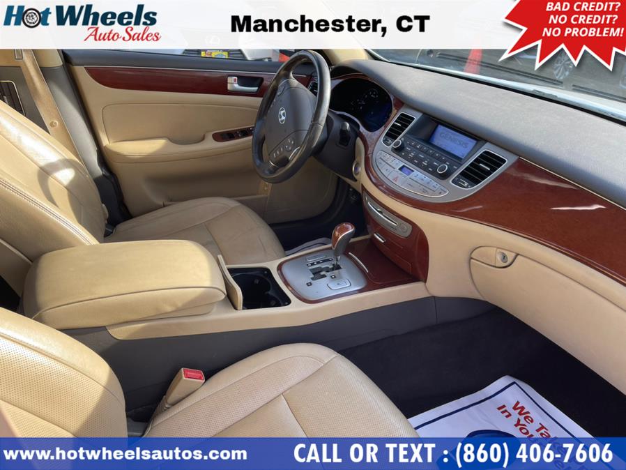 Used Hyundai Genesis 4dr Sdn V6 3.8L 2014 | Hot Wheels Auto Sales LLC. Manchester, Connecticut Used Hyundai Genesis 4dr Sdn V6 3.8L 2014 | Hot Wheels Auto Sales LLC. Manchester, Connecticut
