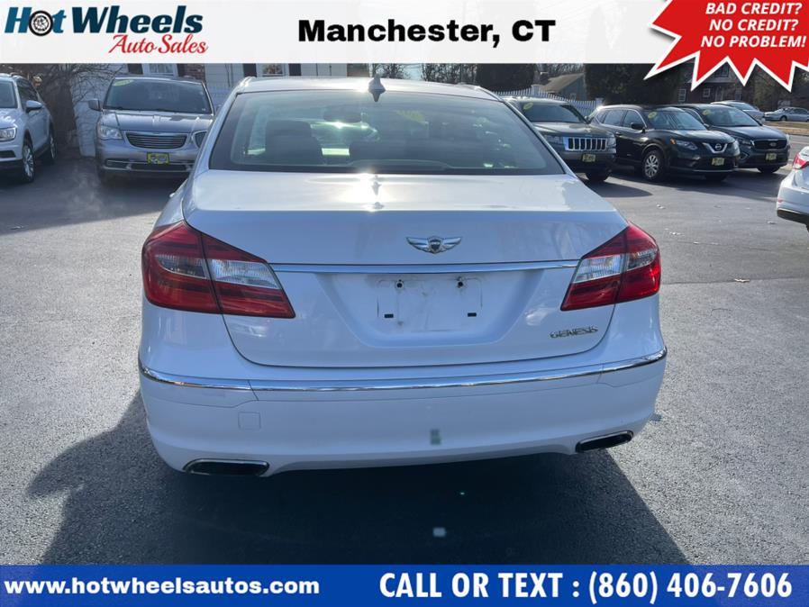 Used Hyundai Genesis 4dr Sdn V6 3.8L 2014 | Hot Wheels Auto Sales LLC. Manchester, Connecticut Used Hyundai Genesis 4dr Sdn V6 3.8L 2014 | Hot Wheels Auto Sales LLC. Manchester, Connecticut