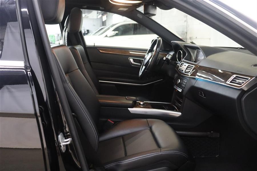 Used Mercedes-benz e 350 4MATIC 2016 | Fast Track Motors. Paterson, New Jersey Used Mercedes-benz e 350 4MATIC 2016 | Fast Track Motors. Paterson, New Jersey