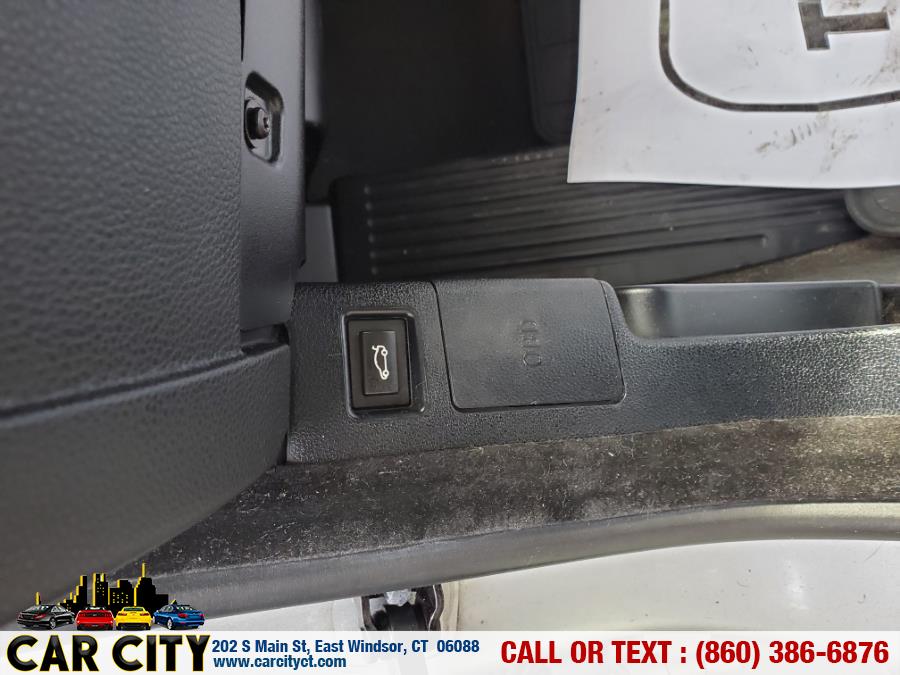 Used BMW 3 Series 4dr Sdn 328i xDrive AWD SULEV 2009 | Car City LLC. East Windsor, Connecticut Used BMW 3 Series 4dr Sdn 328i xDrive AWD SULEV 2009 | Car City LLC. East Windsor, Connecticut
