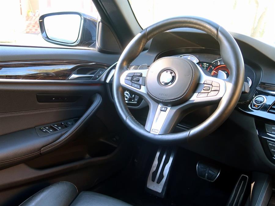 Used BMW 5 Series 530e xDrive iPerformance M Sport Package 2 2018 | Auto Expo Ent Inc.. Great Neck, New York Used BMW 5 Series 530e xDrive iPerformance M Sport Package 2 2018 | Auto Expo Ent Inc.. Great Neck, New York