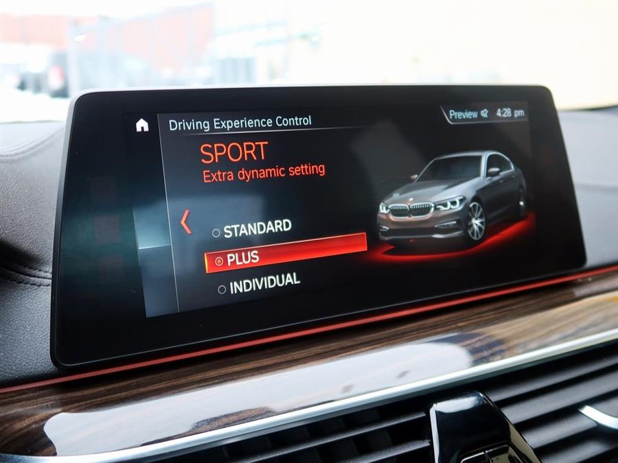 Used BMW 5 Series 530e xDrive iPerformance M Sport Package 2 2018 | Auto Expo Ent Inc.. Great Neck, New York Used BMW 5 Series 530e xDrive iPerformance M Sport Package 2 2018 | Auto Expo Ent Inc.. Great Neck, New York