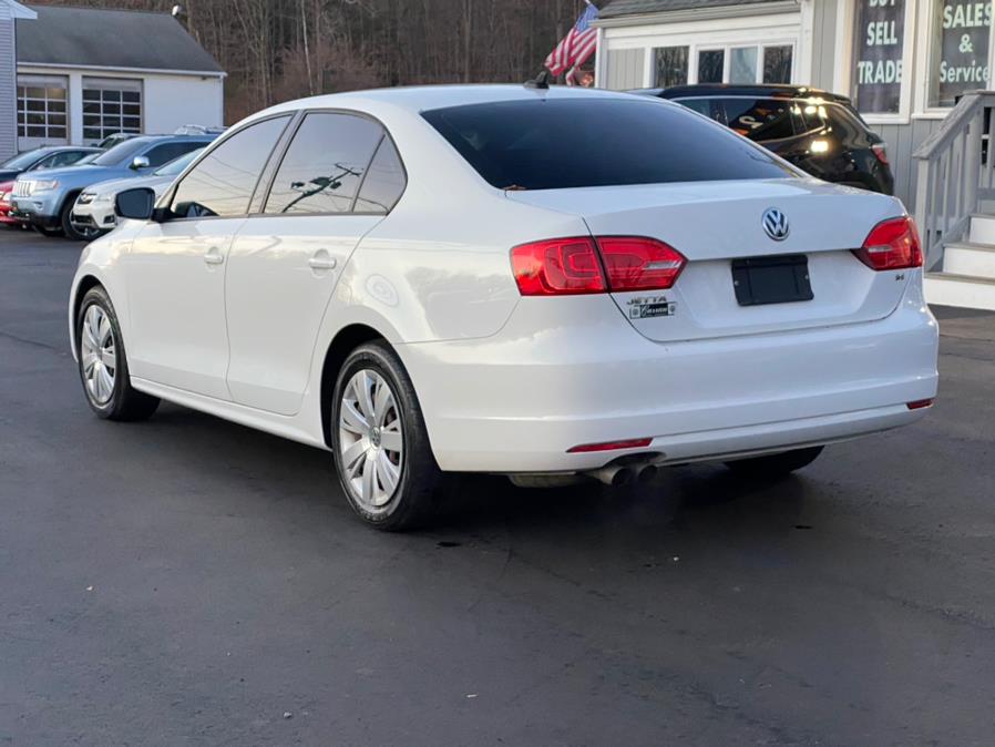 Used Volkswagen Jetta Sedan 4dr Man SE PZEV 2014 | Lava Motors 2 Inc. Canton, Connecticut Used Volkswagen Jetta Sedan 4dr Man SE PZEV 2014 | Lava Motors 2 Inc. Canton, Connecticut