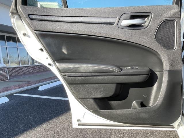 Used Chrysler 300 S 2016 | Blasius Federal Road. Brookfield, Connecticut Used Chrysler 300 S 2016 | Blasius Federal Road. Brookfield, Connecticut