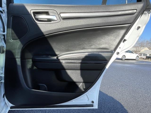Used Chrysler 300 S 2016 | Blasius Federal Road. Brookfield, Connecticut Used Chrysler 300 S 2016 | Blasius Federal Road. Brookfield, Connecticut