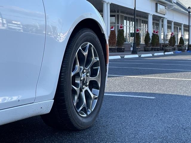 Used Chrysler 300 S 2016 | Blasius Federal Road. Brookfield, Connecticut Used Chrysler 300 S 2016 | Blasius Federal Road. Brookfield, Connecticut