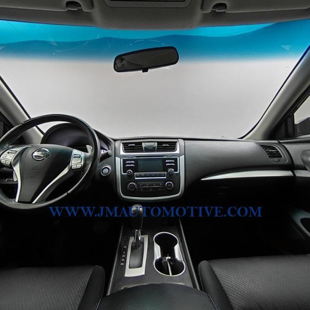 2016 Nissan Altima 4dr Sdn I4 2.5 SR, available for sale in Naugatuck, Connecticut | J&M Automotive Sls&Svc LLC. Naugatuck, Connecticut 2016 Nissan Altima 4dr Sdn I4 2.5 SR, available for sale in Naugatuck, Connecticut | J&M Automotive Sls&Svc LLC. Naugatuck, Connecticut