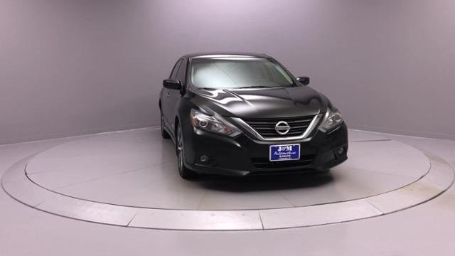 2016 Nissan Altima 4dr Sdn I4 2.5 SR, available for sale in Naugatuck, Connecticut | J&M Automotive Sls&Svc LLC. Naugatuck, Connecticut 2016 Nissan Altima 4dr Sdn I4 2.5 SR, available for sale in Naugatuck, Connecticut | J&M Automotive Sls&Svc LLC. Naugatuck, Connecticut