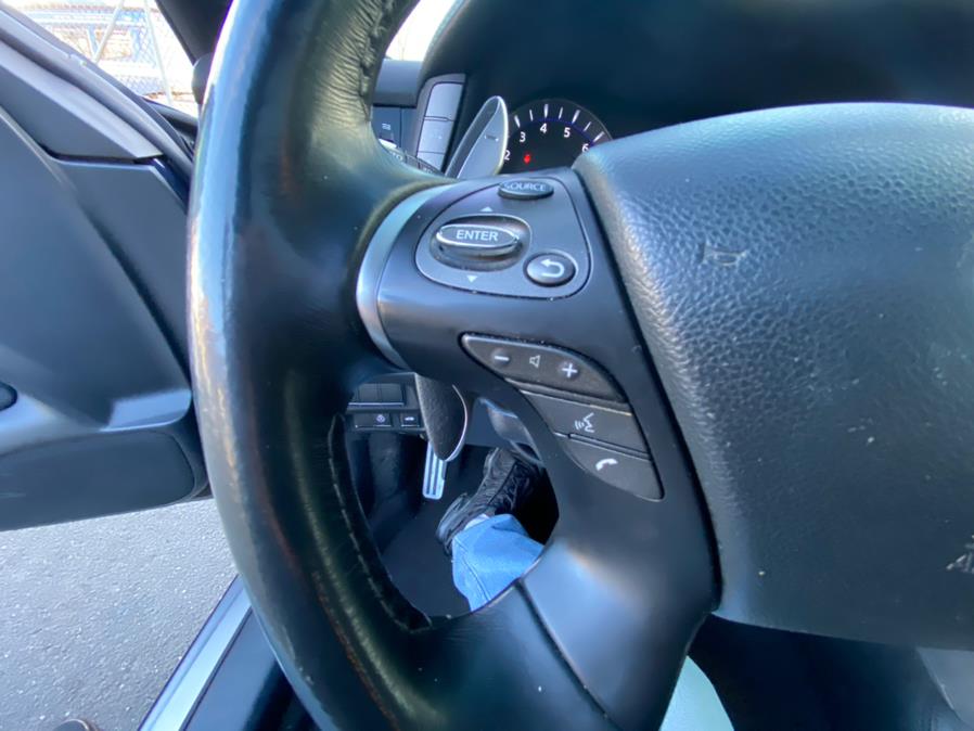 Used INFINITI Q70 4dr Sdn V6 AWD Sport 2015 | VEB Auto Sales. Hartford, Connecticut Used INFINITI Q70 4dr Sdn V6 AWD Sport 2015 | VEB Auto Sales. Hartford, Connecticut