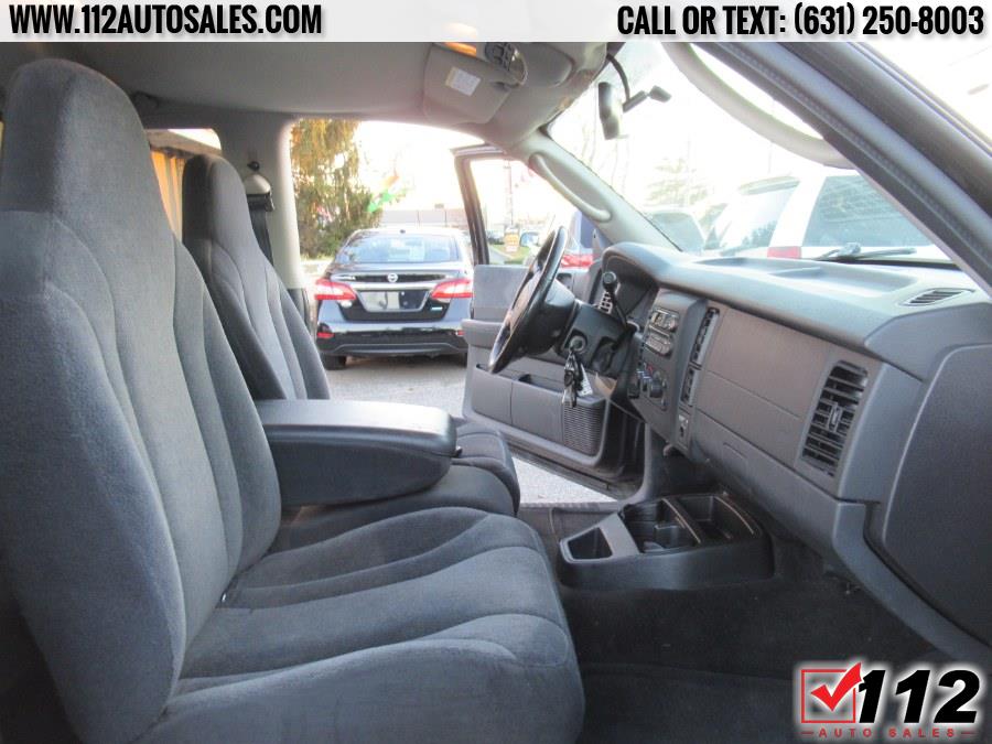 Used Dodge Dakota Slt 2dr Club Cab 131" WB 4WD SLT 2004 | 112 Auto Sales. Patchogue, New York Used Dodge Dakota Slt 2dr Club Cab 131" WB 4WD SLT 2004 | 112 Auto Sales. Patchogue, New York