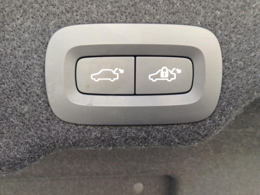 Used Volvo S90 T5 FWD Momentum 2018 | Eurocars Plus. Groton, Connecticut Used Volvo S90 T5 FWD Momentum 2018 | Eurocars Plus. Groton, Connecticut