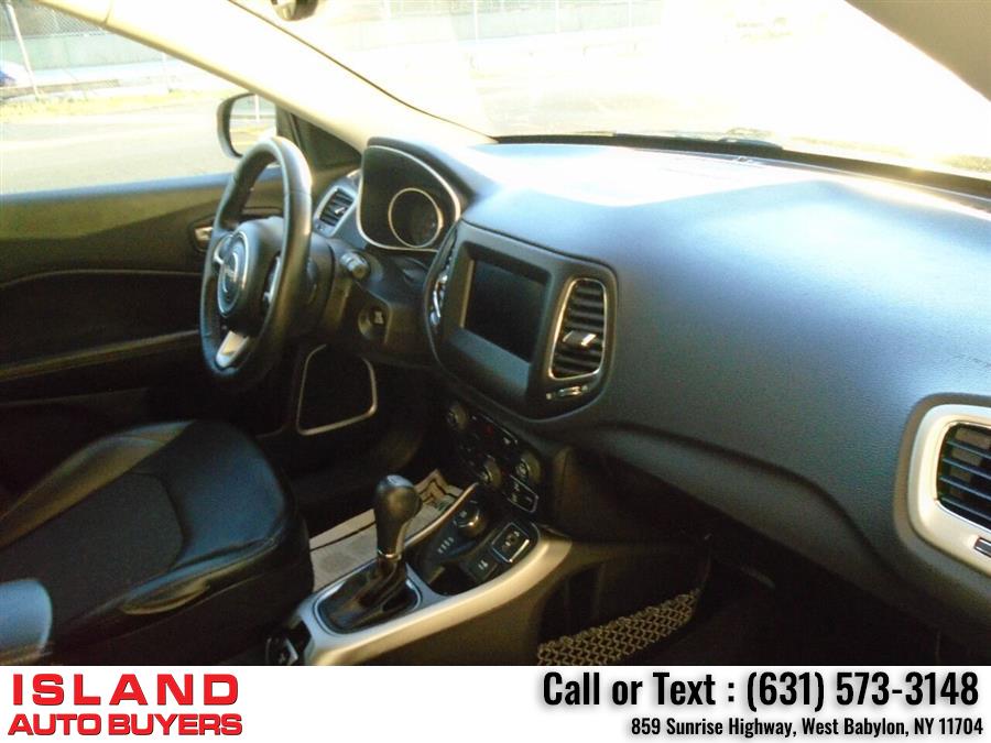 Used Jeep Compass Latitude 4x4 4dr SUV 2018 | Island Auto Buyers. West Babylon, New York Used Jeep Compass Latitude 4x4 4dr SUV 2018 | Island Auto Buyers. West Babylon, New York