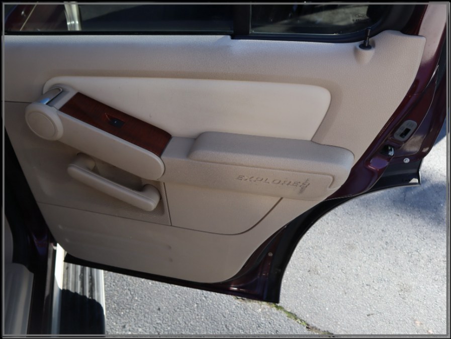 2006 Ford Explorer 4dr 114" WB 4.0L Eddie Bauer 4WD, available for sale in Huntington Station, New York | My Auto Inc.. Huntington Station, New York 2006 Ford Explorer 4dr 114" WB 4.0L Eddie Bauer 4WD, available for sale in Huntington Station, New York | My Auto Inc.. Huntington Station, New York