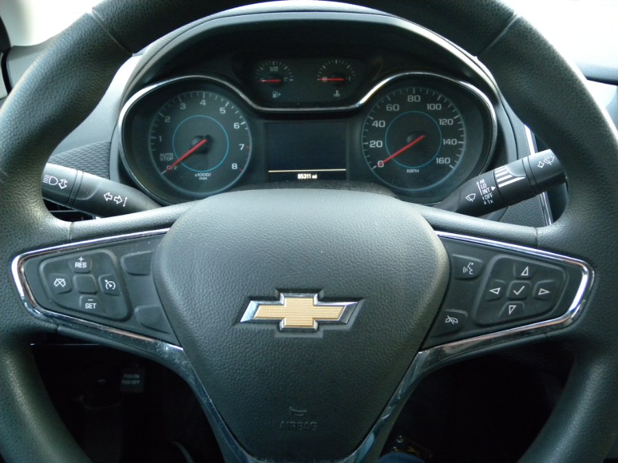 Used Chevrolet Cruze 4dr Sdn Auto LT 2017 | Carsbuck Inc.. Brooklyn, New York Used Chevrolet Cruze 4dr Sdn Auto LT 2017 | Carsbuck Inc.. Brooklyn, New York