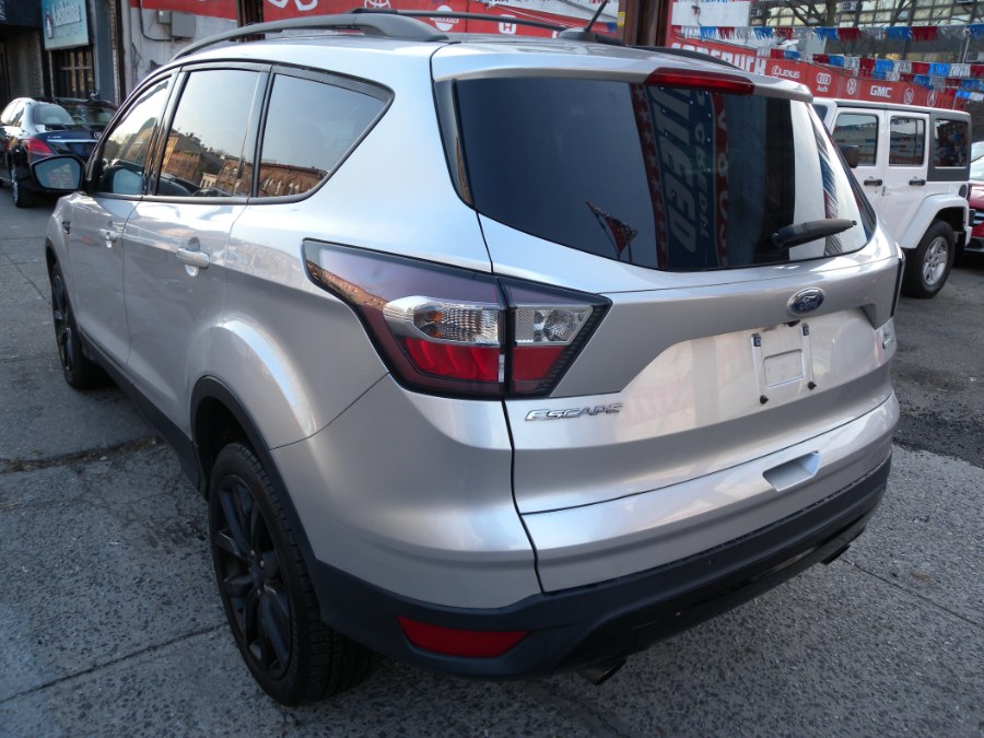 Used Ford Escape SE 4WD 2017 | Carsbuck Inc.. Brooklyn, New York Used Ford Escape SE 4WD 2017 | Carsbuck Inc.. Brooklyn, New York