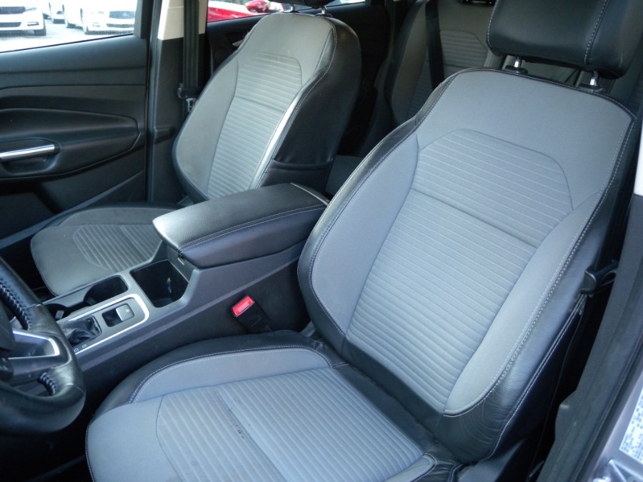 Used Ford Escape SE 4WD 2017 | Carsbuck Inc.. Brooklyn, New York Used Ford Escape SE 4WD 2017 | Carsbuck Inc.. Brooklyn, New York