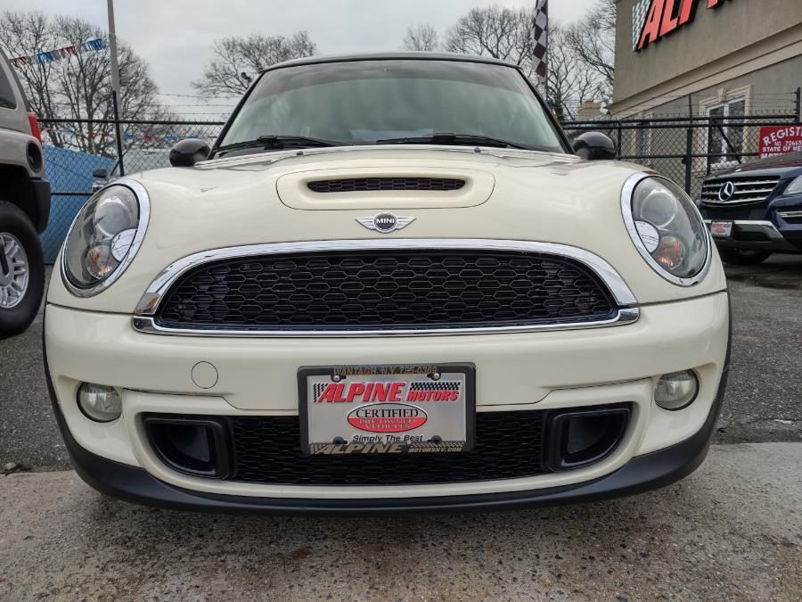 Used MINI Cooper Hardtop 2dr Cpe S 2013 | Alpine Motors Inc. Wantagh, New York Used MINI Cooper Hardtop 2dr Cpe S 2013 | Alpine Motors Inc. Wantagh, New York