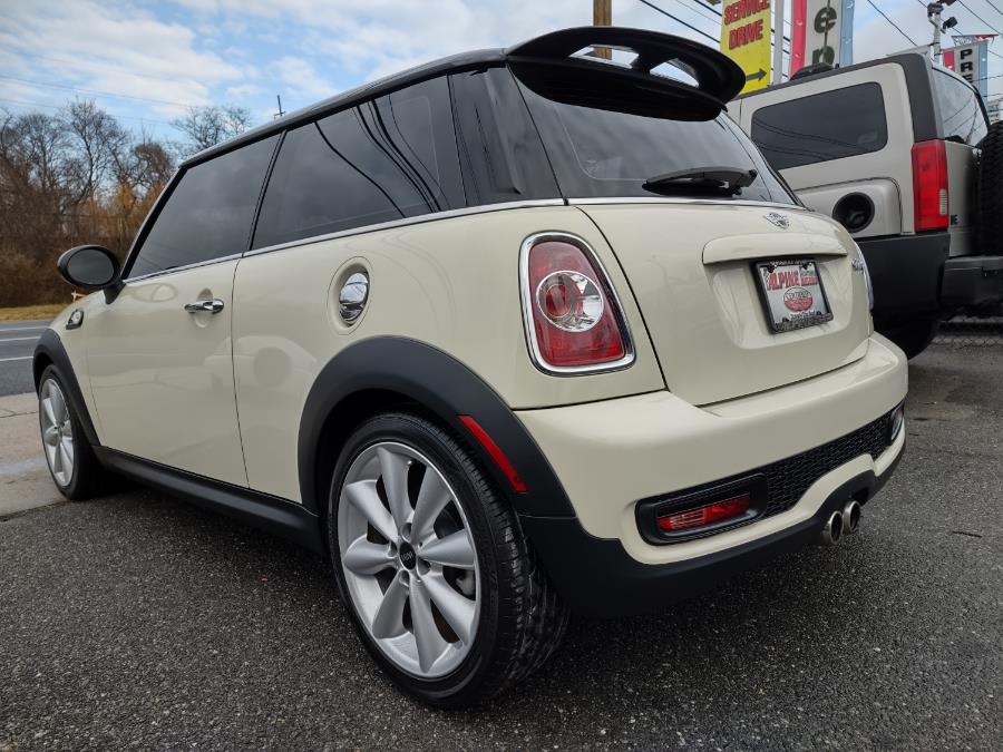 Used MINI Cooper Hardtop 2dr Cpe S 2013 | Alpine Motors Inc. Wantagh, New York Used MINI Cooper Hardtop 2dr Cpe S 2013 | Alpine Motors Inc. Wantagh, New York