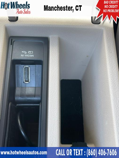 Used Volkswagen Tiguan 4WD 4dr Auto SE *Ltd Avail* 2013 | Hot Wheels Auto Sales LLC. Manchester, Connecticut Used Volkswagen Tiguan 4WD 4dr Auto SE *Ltd Avail* 2013 | Hot Wheels Auto Sales LLC. Manchester, Connecticut