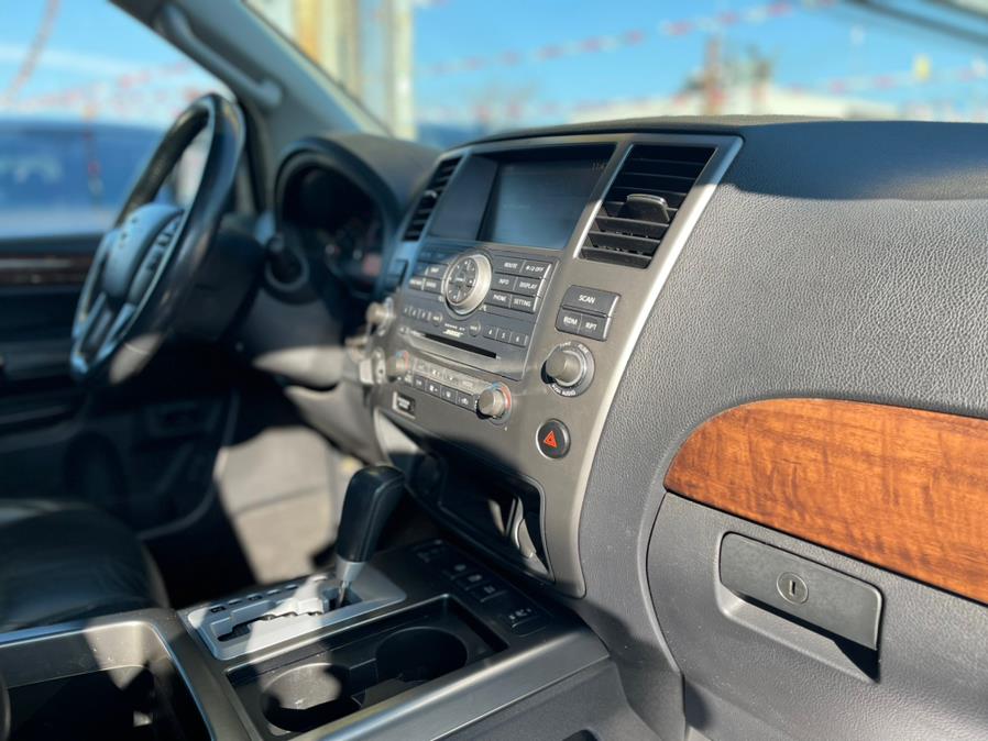 Used Nissan Armada 4WD 4dr SV 2014 | NYC Automart Inc. Brooklyn, New York Used Nissan Armada 4WD 4dr SV 2014 | NYC Automart Inc. Brooklyn, New York