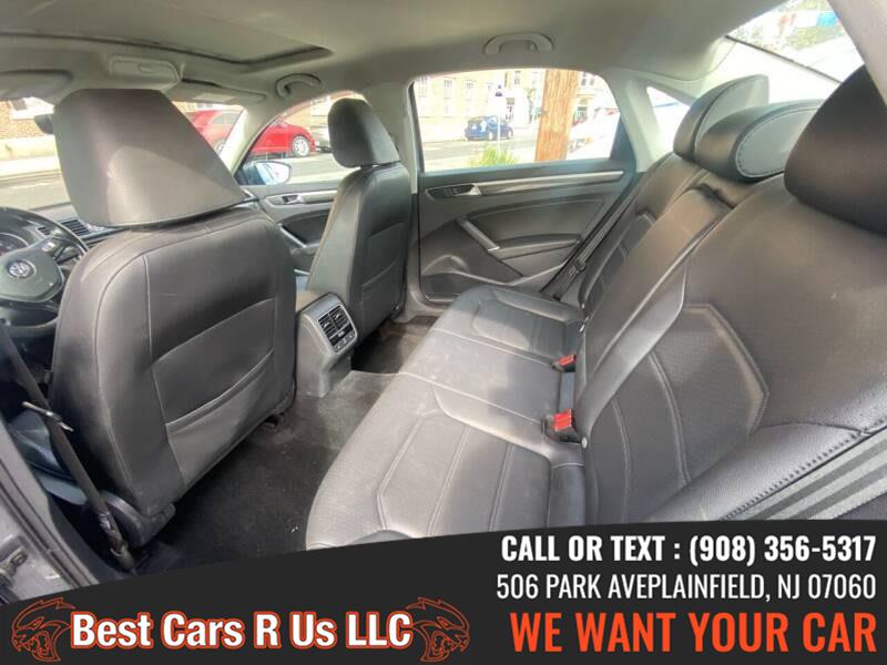 Used Volkswagen Passat 1.8T SE w/Technology Auto 2017 | Best Cars R Us LLC. Plainfield, New Jersey Used Volkswagen Passat 1.8T SE w/Technology Auto 2017 | Best Cars R Us LLC. Plainfield, New Jersey