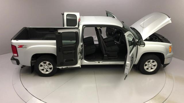2012 GMC Sierra 1500 4WD Ext Cab 143.5 SLE, available for sale in Naugatuck, Connecticut | J&M Automotive Sls&Svc LLC. Naugatuck, Connecticut 2012 GMC Sierra 1500 4WD Ext Cab 143.5 SLE, available for sale in Naugatuck, Connecticut | J&M Automotive Sls&Svc LLC. Naugatuck, Connecticut