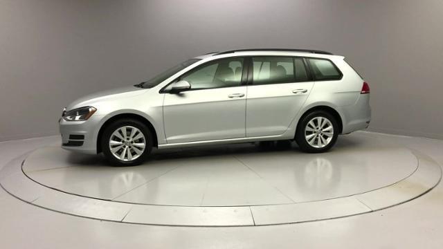 Used Volkswagen Golf Sportwagen 1.8T S Auto 4MOTION 2017 | J&M Automotive Sls&Svc LLC. Naugatuck, Connecticut Used Volkswagen Golf Sportwagen 1.8T S Auto 4MOTION 2017 | J&M Automotive Sls&Svc LLC. Naugatuck, Connecticut