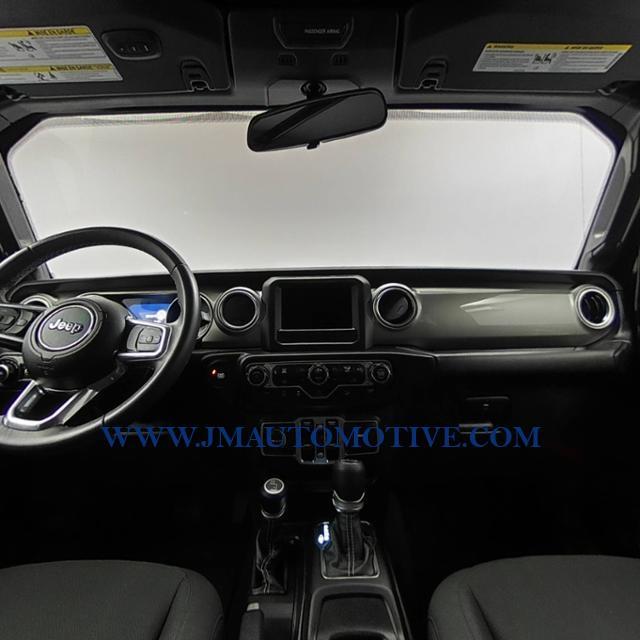 2018 Jeep Wrangler Unlimited Sahara 4x4, available for sale in Naugatuck, Connecticut | J&M Automotive Sls&Svc LLC. Naugatuck, Connecticut 2018 Jeep Wrangler Unlimited Sahara 4x4, available for sale in Naugatuck, Connecticut | J&M Automotive Sls&Svc LLC. Naugatuck, Connecticut