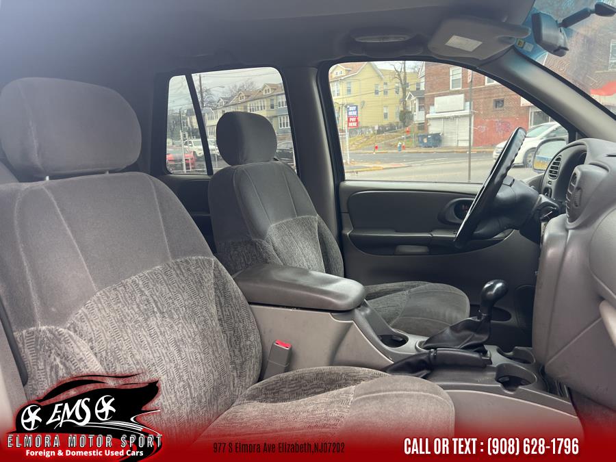2003 Chevrolet TrailBlazer 4dr 4WD LS, available for sale in Elizabeth, New Jersey | Elmora Motor Sports. Elizabeth, New Jersey 2003 Chevrolet TrailBlazer 4dr 4WD LS, available for sale in Elizabeth, New Jersey | Elmora Motor Sports. Elizabeth, New Jersey