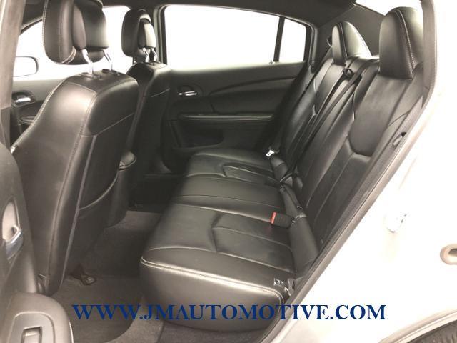 Used Chrysler 200 4dr Sdn Limited 2013 | J&M Automotive Sls&Svc LLC. Naugatuck, Connecticut Used Chrysler 200 4dr Sdn Limited 2013 | J&M Automotive Sls&Svc LLC. Naugatuck, Connecticut