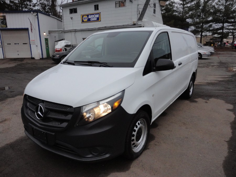 2017 Mercedes-Benz Metris Cargo Van Standard Roof 126" Wheelbase Worker, available for sale in Berlin, Connecticut | International Motorcars llc. Berlin, Connecticut