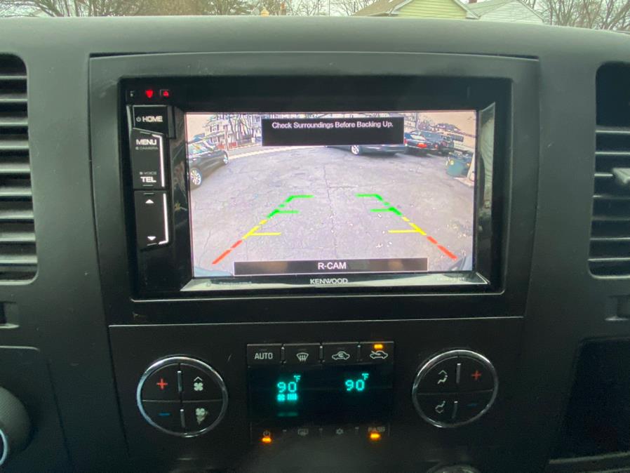 Used Chevrolet Silverado 1500 4WD Ext Cab 143.5" LT 2013 | CT Auto. Bridgeport, Connecticut Used Chevrolet Silverado 1500 4WD Ext Cab 143.5" LT 2013 | CT Auto. Bridgeport, Connecticut