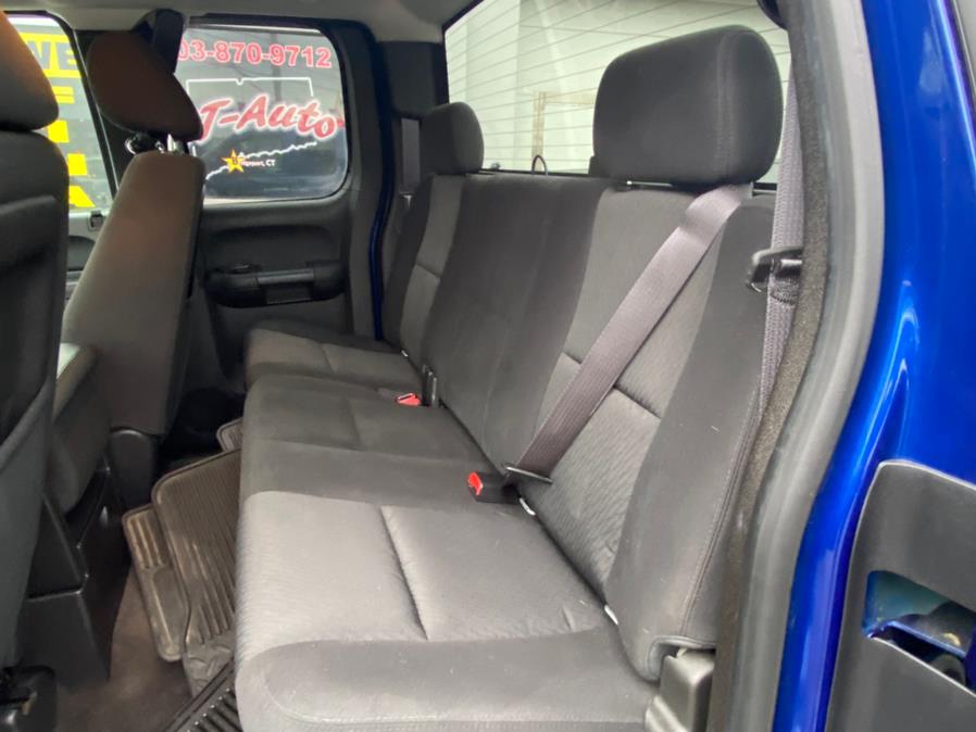 Used Chevrolet Silverado 1500 4WD Ext Cab 143.5" LT 2013 | CT Auto. Bridgeport, Connecticut Used Chevrolet Silverado 1500 4WD Ext Cab 143.5" LT 2013 | CT Auto. Bridgeport, Connecticut