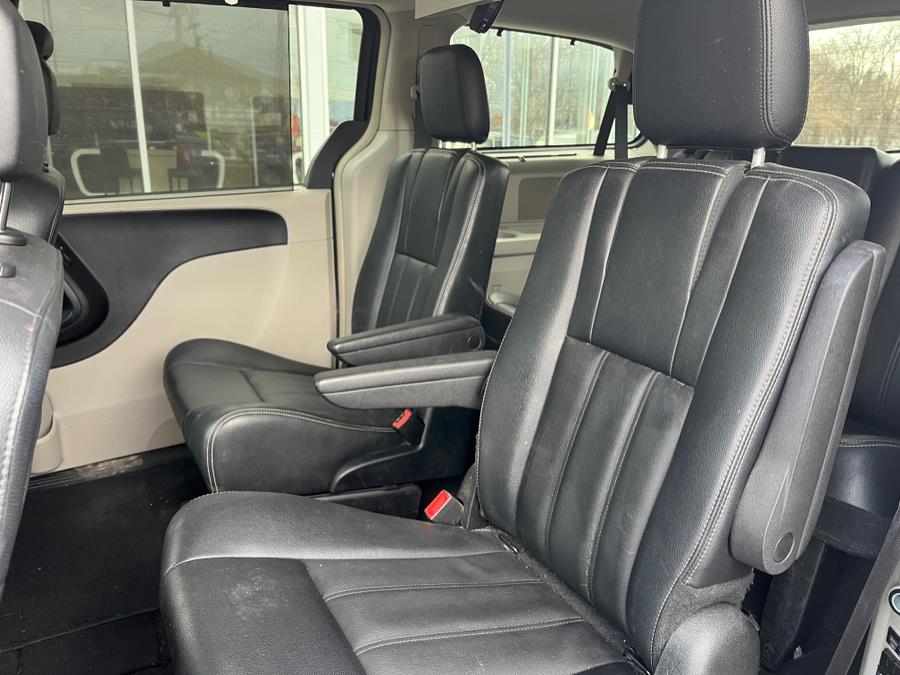 Used Chrysler Town & Country 4dr Wgn Touring 2016 | Sunrise Auto Sales. Rosedale, New York Used Chrysler Town & Country 4dr Wgn Touring 2016 | Sunrise Auto Sales. Rosedale, New York