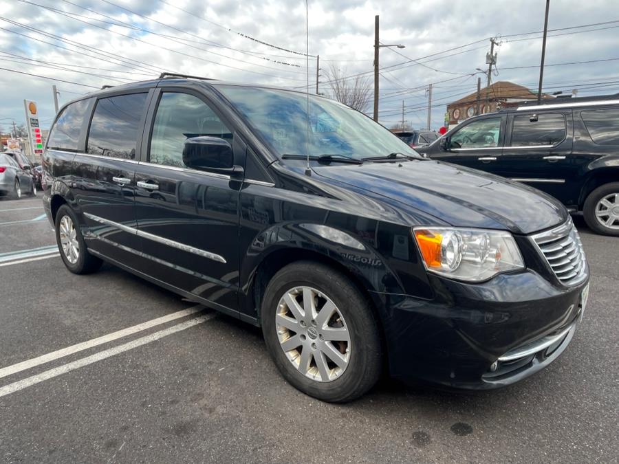 Used Chrysler Town & Country 4dr Wgn Touring 2016 | Sunrise Auto Sales. Rosedale, New York Used Chrysler Town & Country 4dr Wgn Touring 2016 | Sunrise Auto Sales. Rosedale, New York
